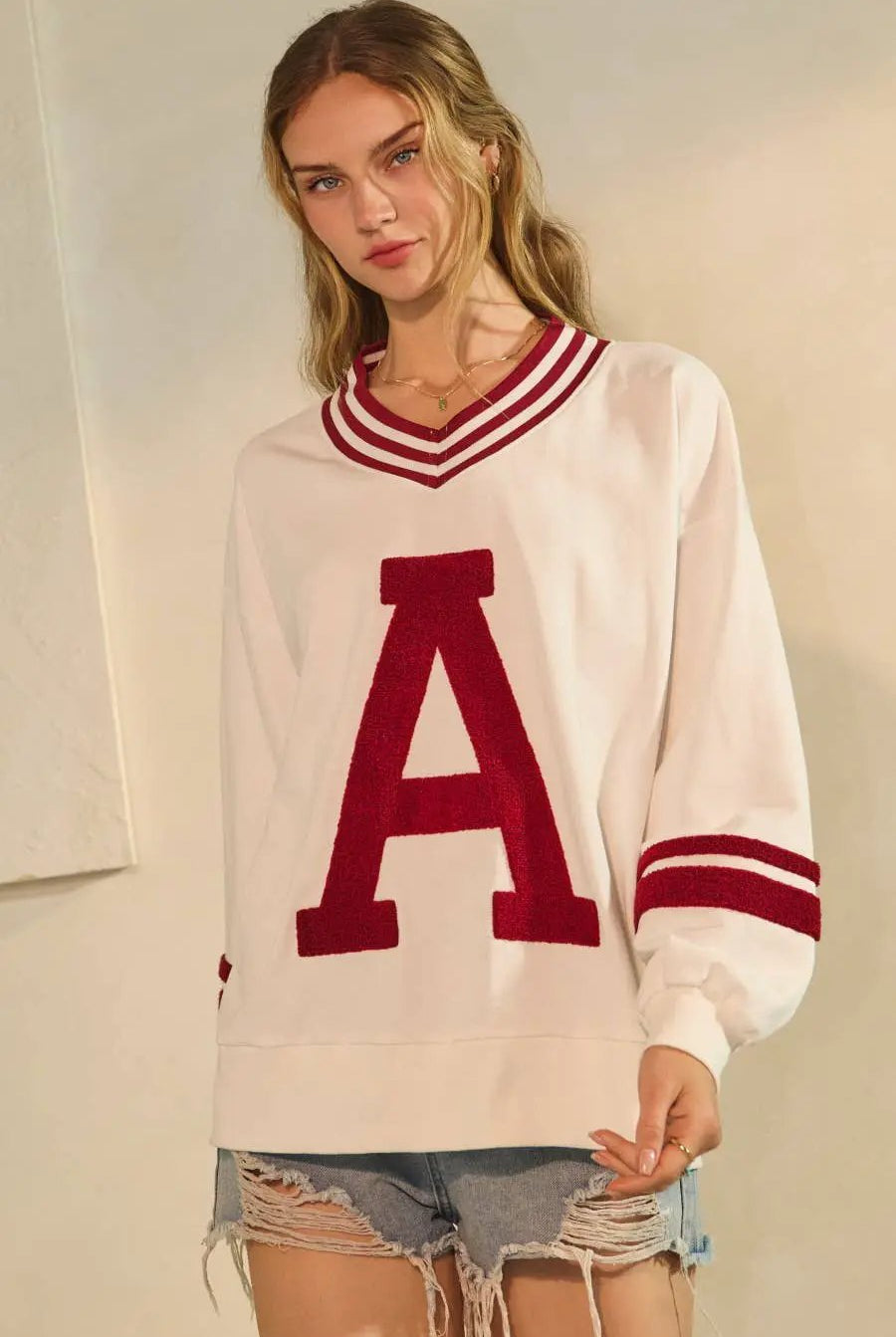 Oddi Oddi - Varsity-Inspired Pullover: White Red Combo - Sweatshirts