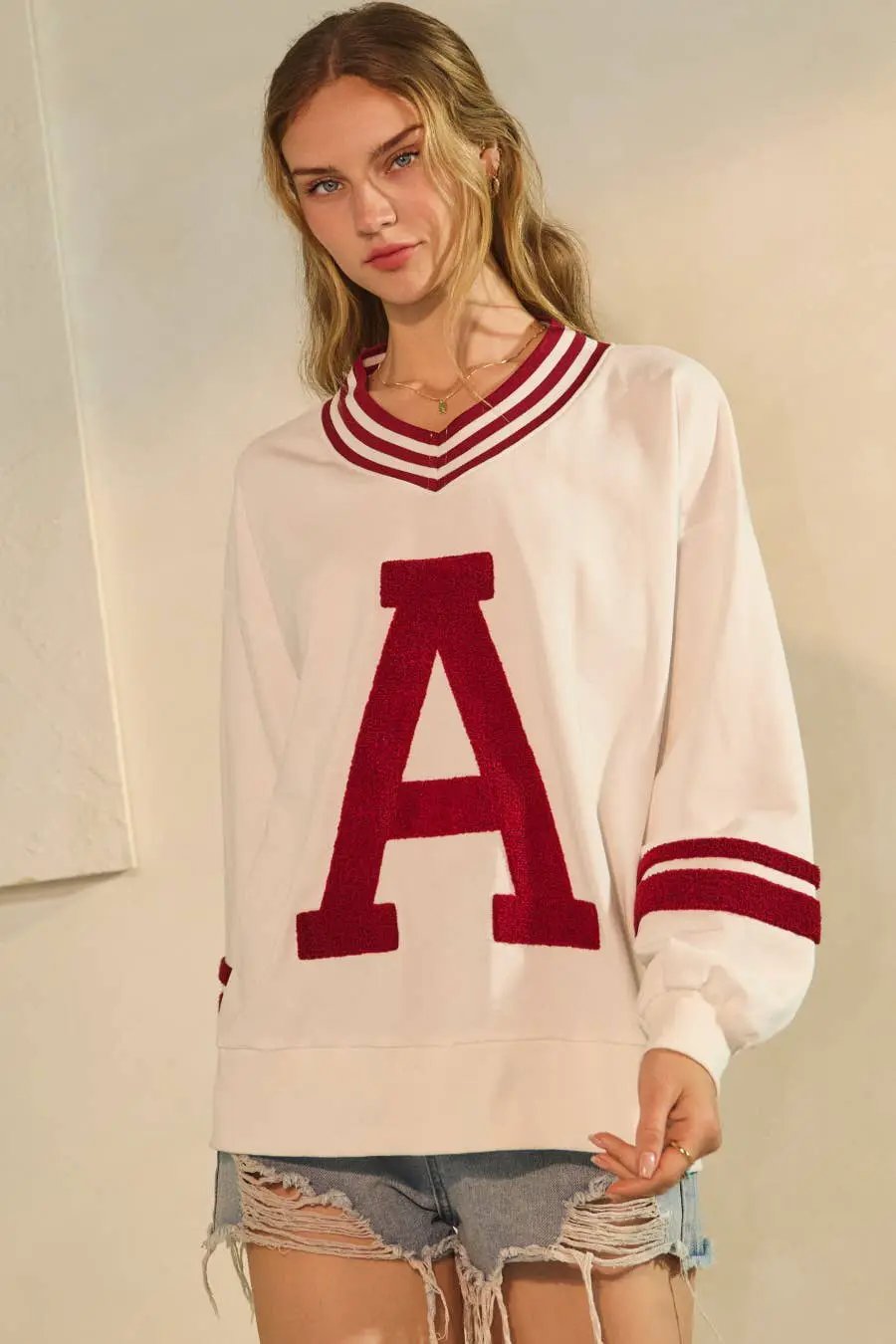Oddi Oddi - Varsity-Inspired Pullover: White Red Combo - Sweatshirts