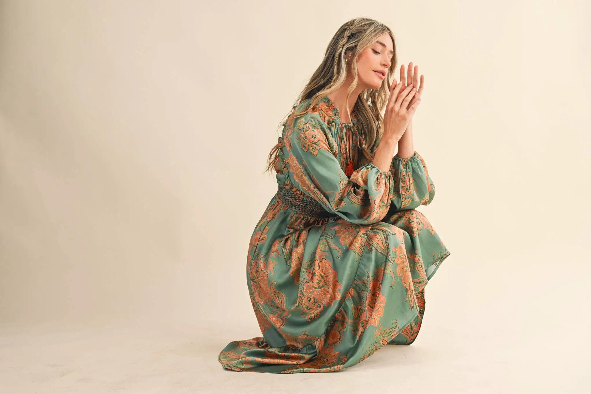 &MERCI &merci - Emerald Reverie Paisley Smocked Midi Dress - Dresses