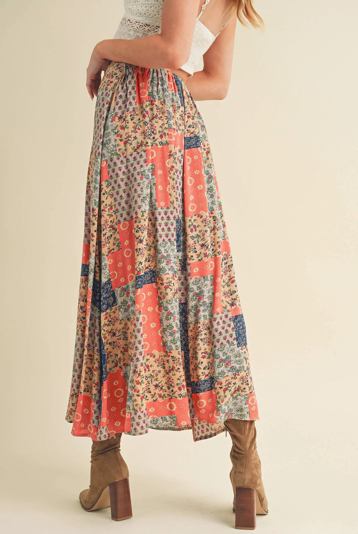 AEMI + CO AEMI + CO - Bradyn Print Skirt: Tan/Orange - Skirts