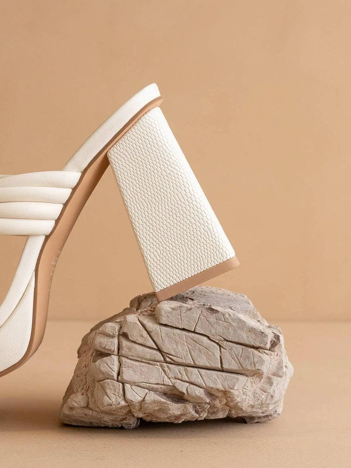 OASIS SOCIETY The Faith White Knotted Band Platform Snake-Print Heel - Heels