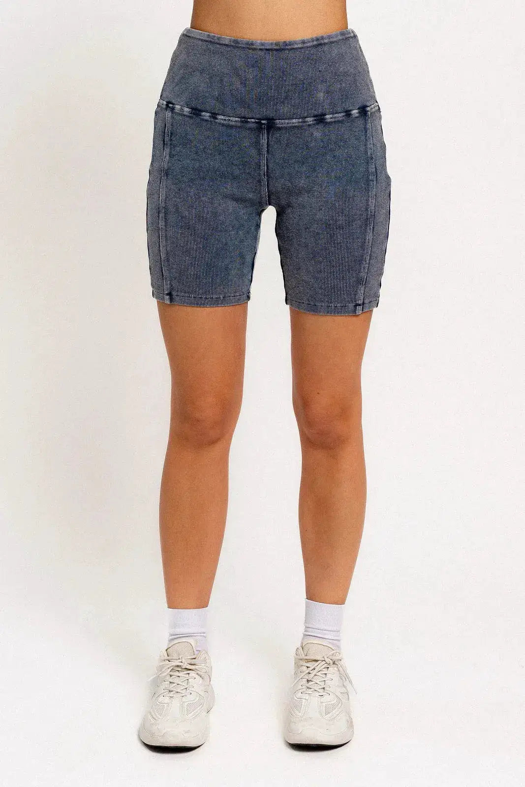 Le Lis Mineral Wash Ribbed Tummy Control Biker Basic Shorts - Shorts biker shorts