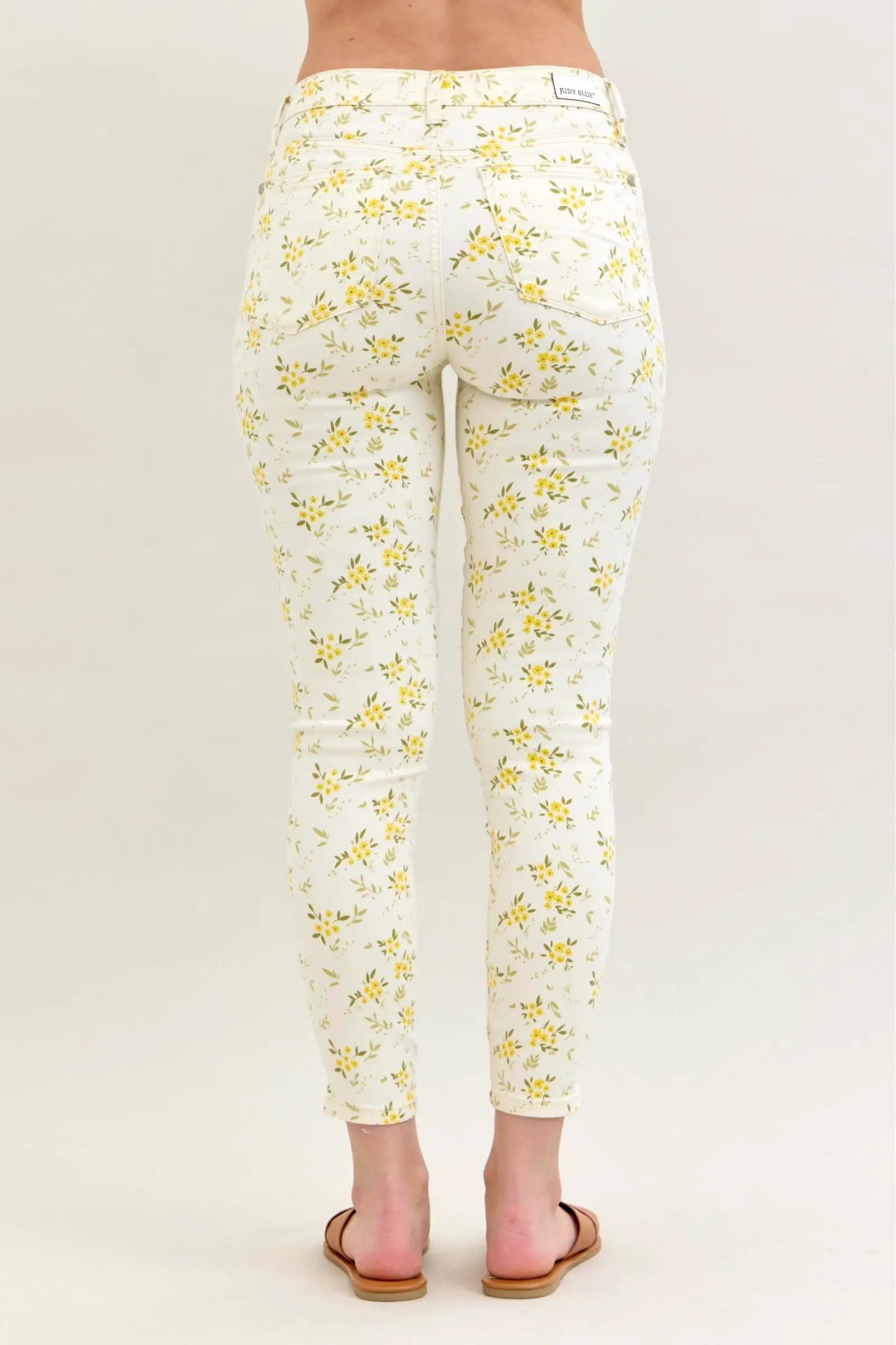 Judy Blue The Golden Meadow Mid Rise Skinny Leg Floral Print Jeans - Jeans Judy Blue Mid Rise Skinny Leg Floral Print Jeans