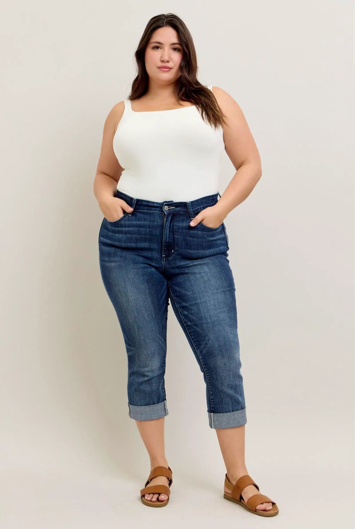 Judy Blue Judy Blue Dark Wash Cuffed Capri PLUS - Jeans Judy Blue Dark Wash Cuffed Capri PLUS