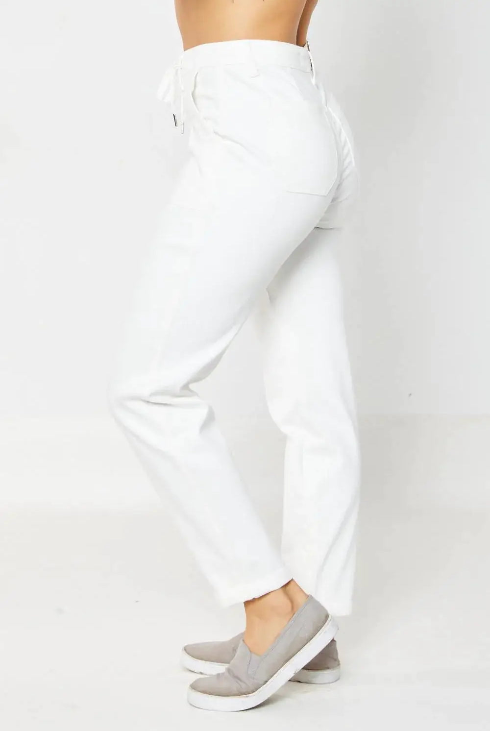 Judy Blue The High Waist White Cuffed Jogger Denim Jeans: REG & CURVY - Jeans judy blue utility jogger jeans