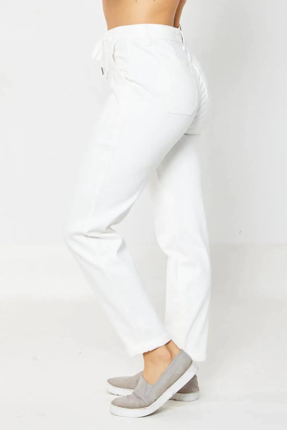 Judy Blue The High Waist White Cuffed Jogger Denim Jeans: REG & CURVY - Jeans judy blue utility jogger jeans