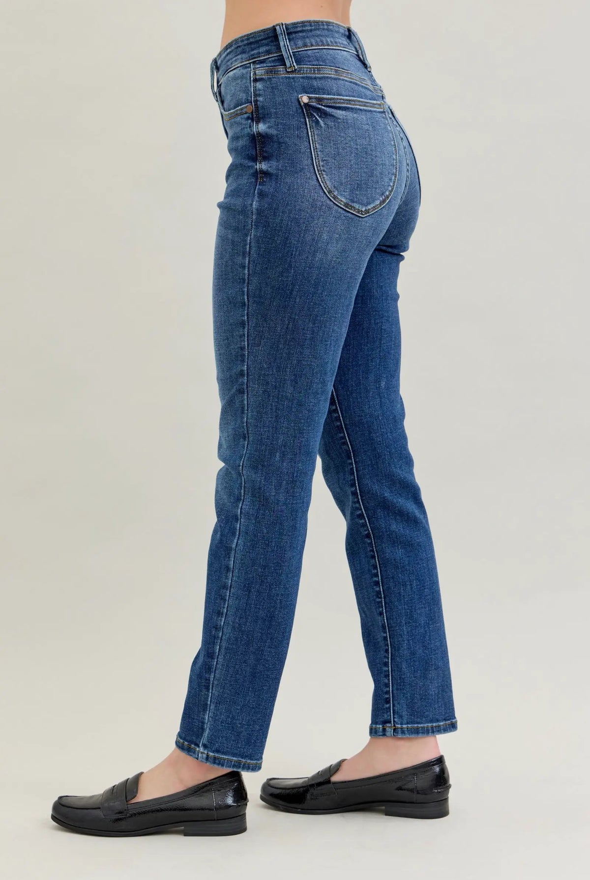 Judy Blue The High Rise Dark Wash Relaxed Skinny Jeans - Jeans Judy Blue High Rise Skinny