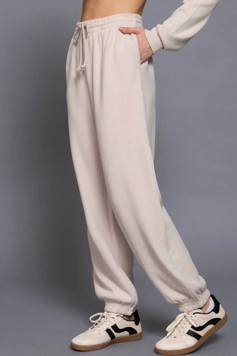 Active Basic | Active USA Active Basic | Active USA - Beige Elastic Waist Soft Jogger Pants - Joggers