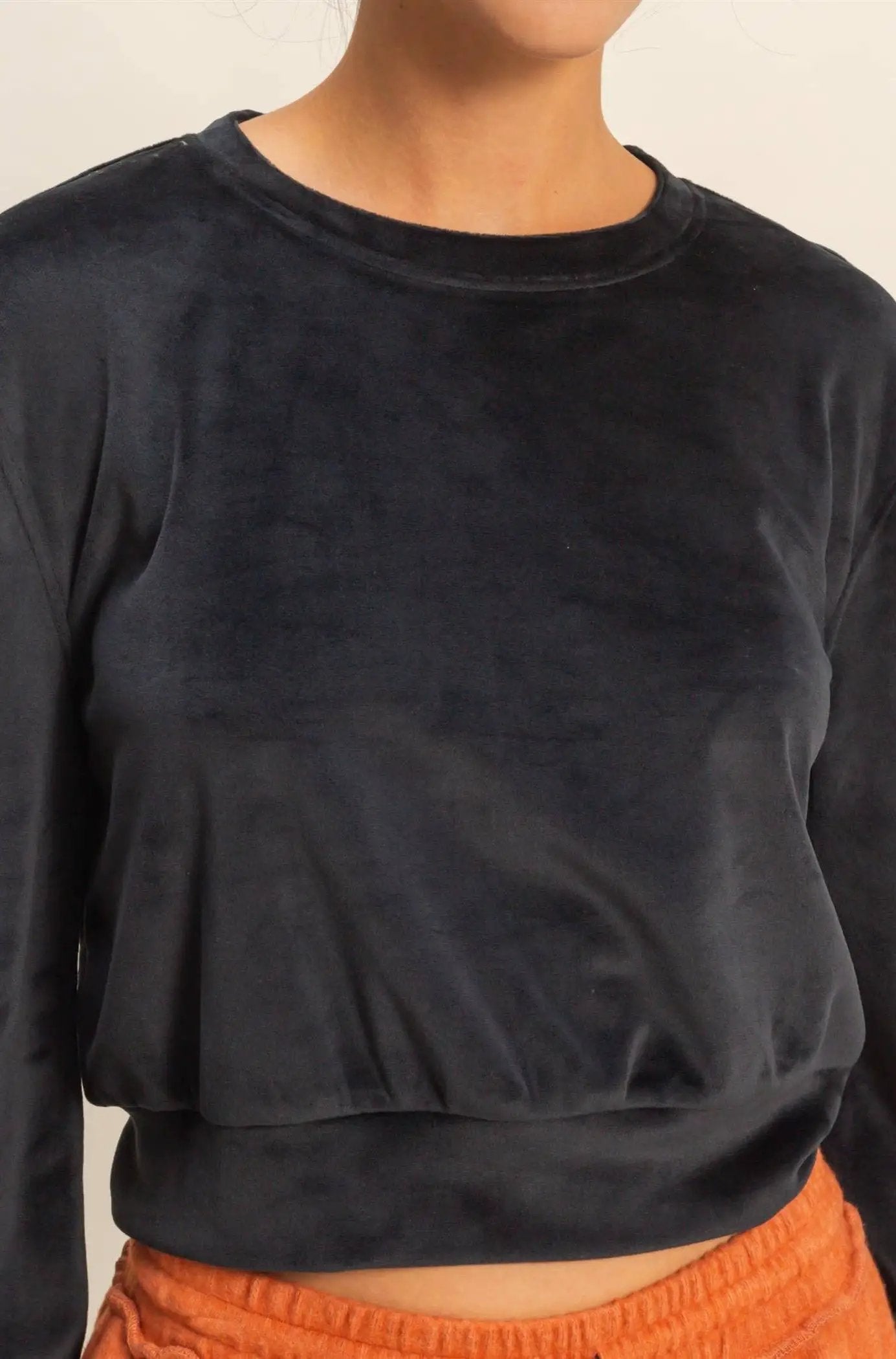 HYFVE HYFVE - Black Velvet Banded Waist Sweatshirt - Shirts