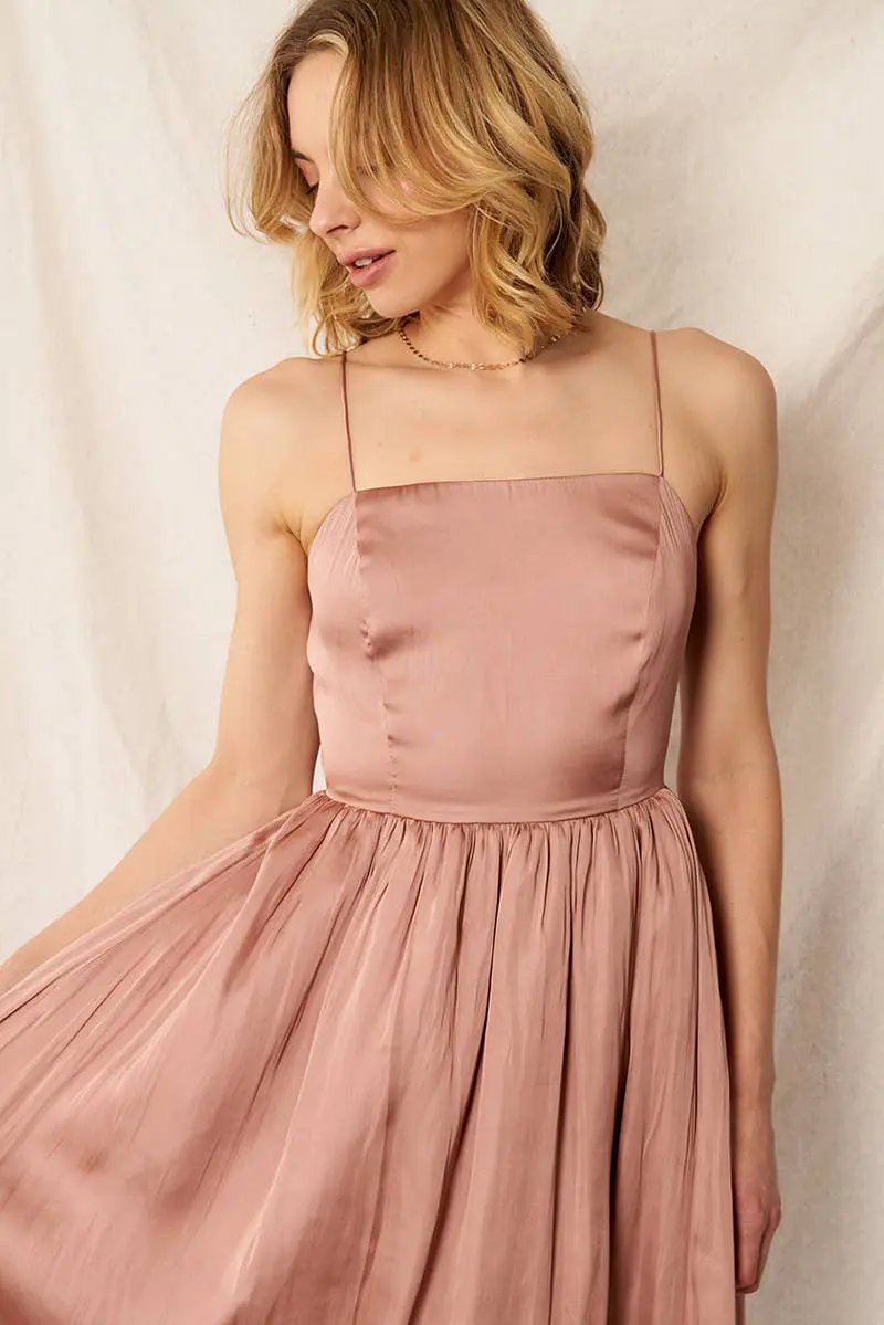 En Crème En Crème Blush Beige Sleeveless Cami Midi Dress - Dresses blush sleeveless cami midi dress