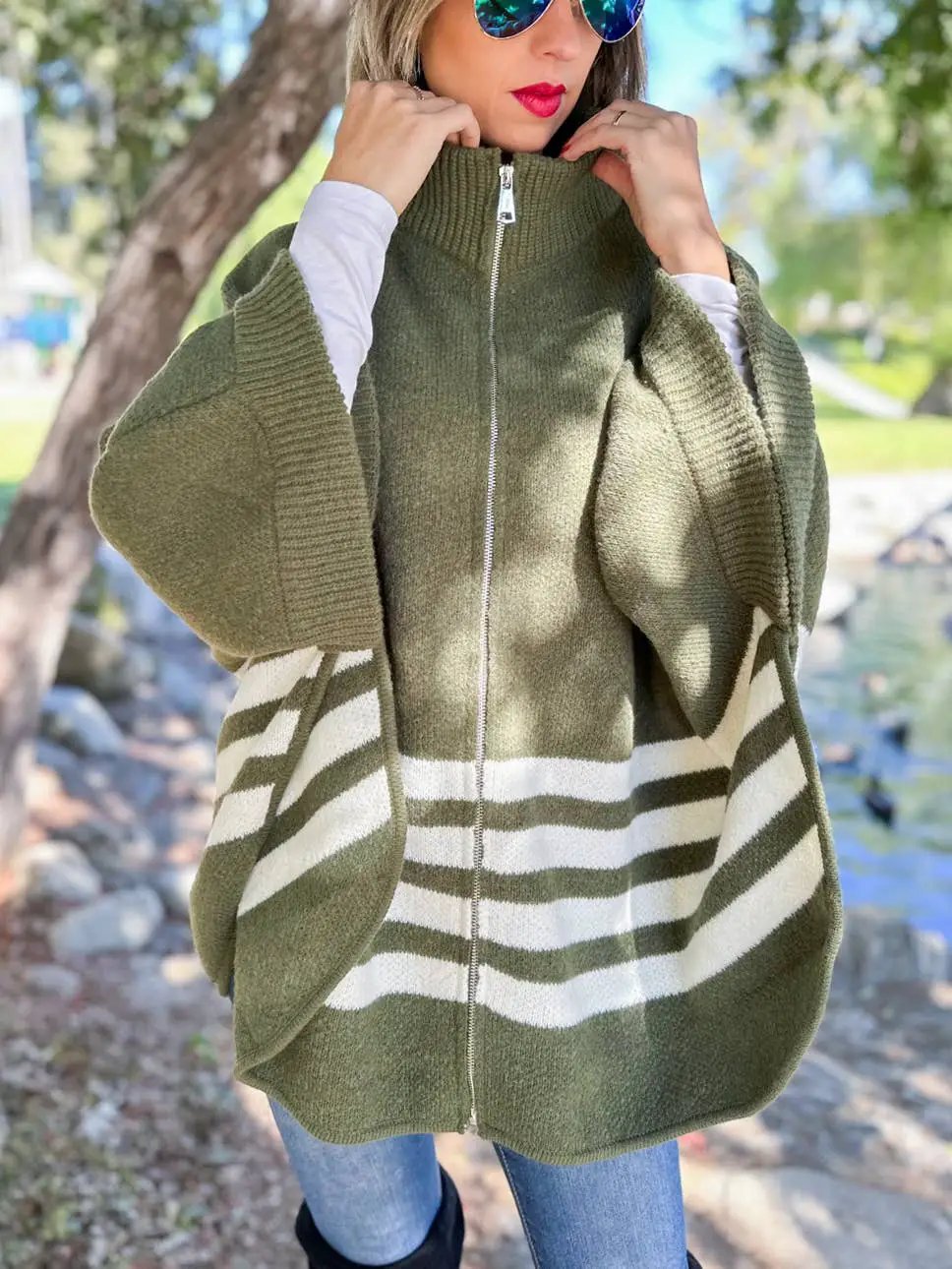 AMOLI AMOLI - Olive Stripe Border Printed Zip-Up Cardigan - Cardigans