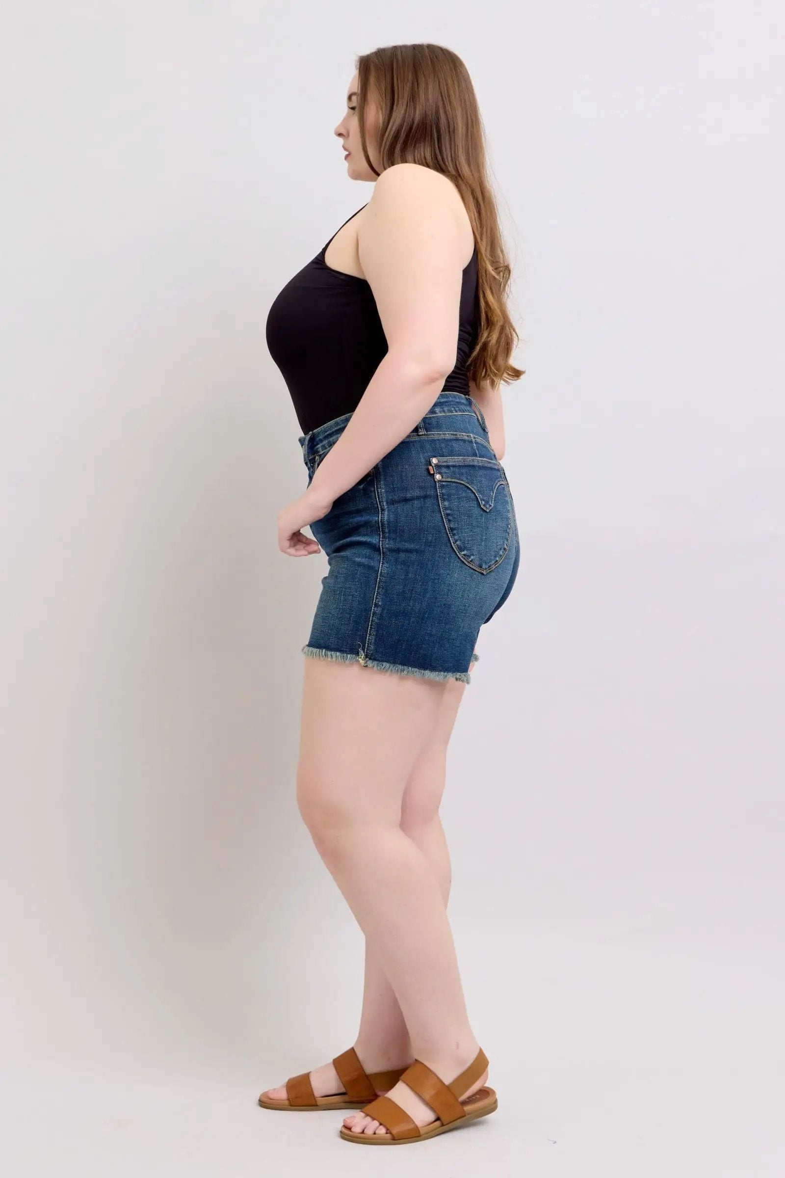 Judy Blue Judy Blue High Waisted Tummy Control Frayed Hem & Shield Back Pocket Dark Blue Denim Shorts PLUS - Shorts Judy Blue High Waisted Tummy Control Frayed Hem & Shield Back Pocket Dark Blue Denim Shorts PLUS