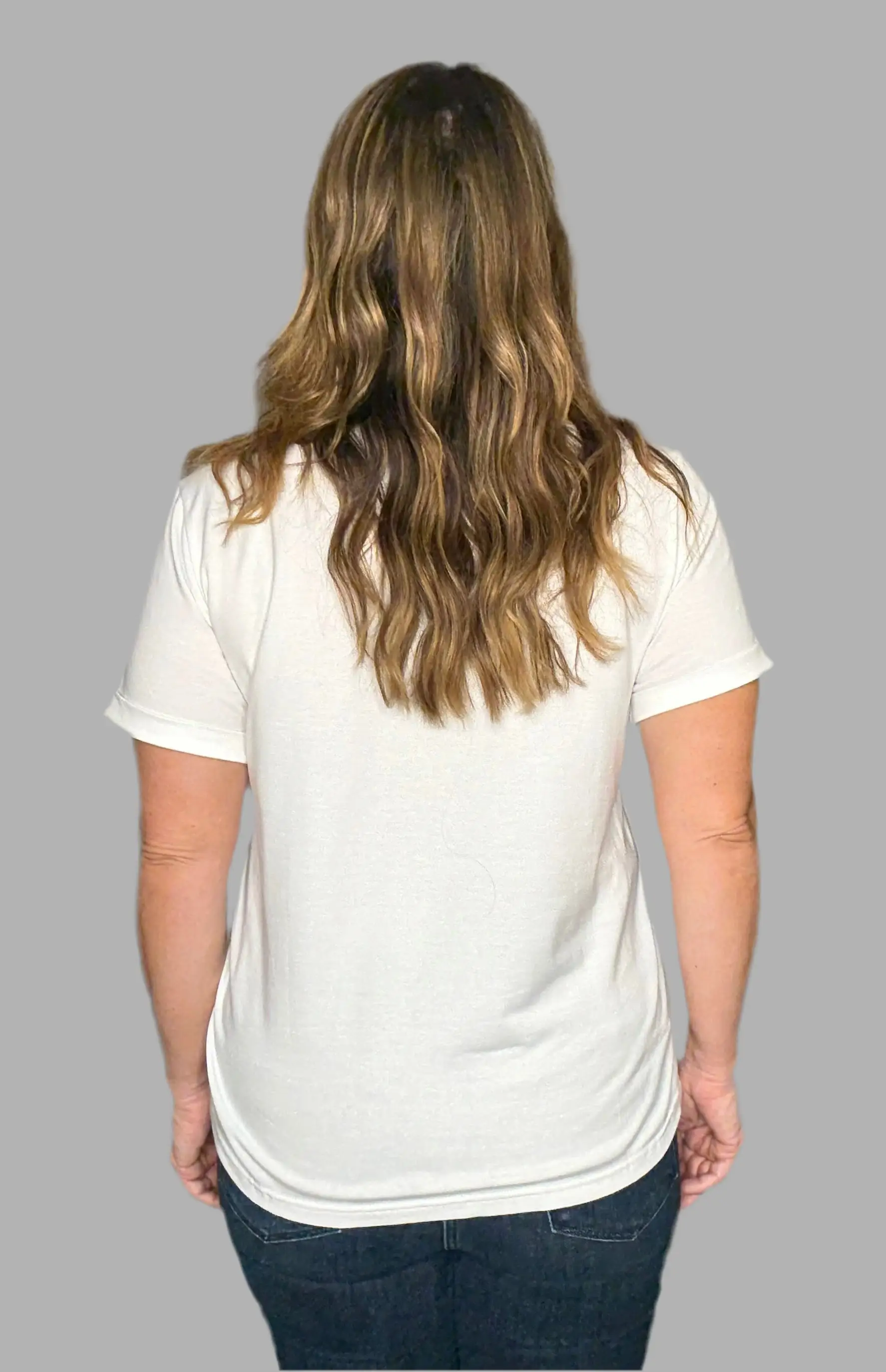 Grateful Threads Boutique “Jesus Loves Sinners” Graphic Tee – White - T-Shirts White Jesus Loves Sinners T Shirt