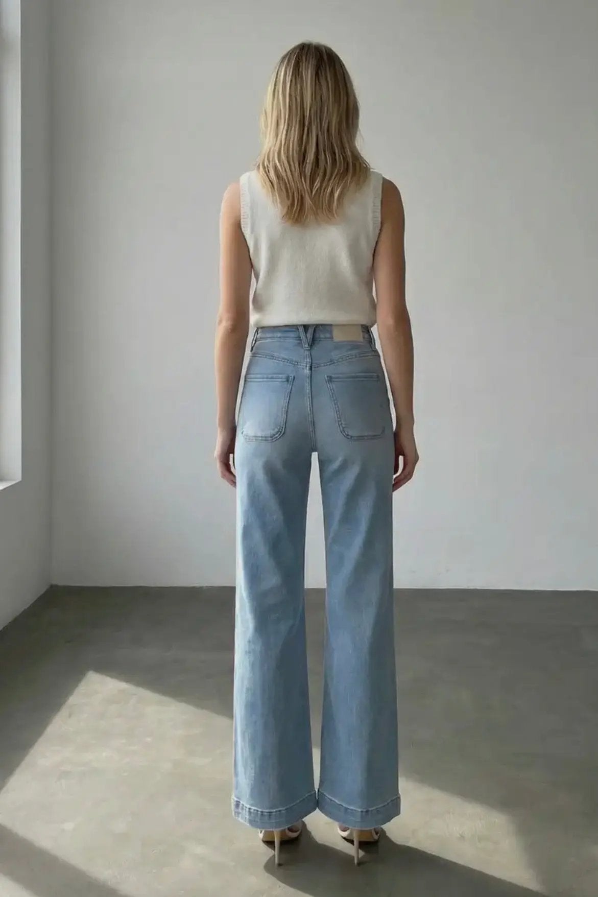 ARTEMIS VINTAGE Artemis Vintage Eco Fabric High Rise Front Pocket Holly Flare Jeans - Jeans