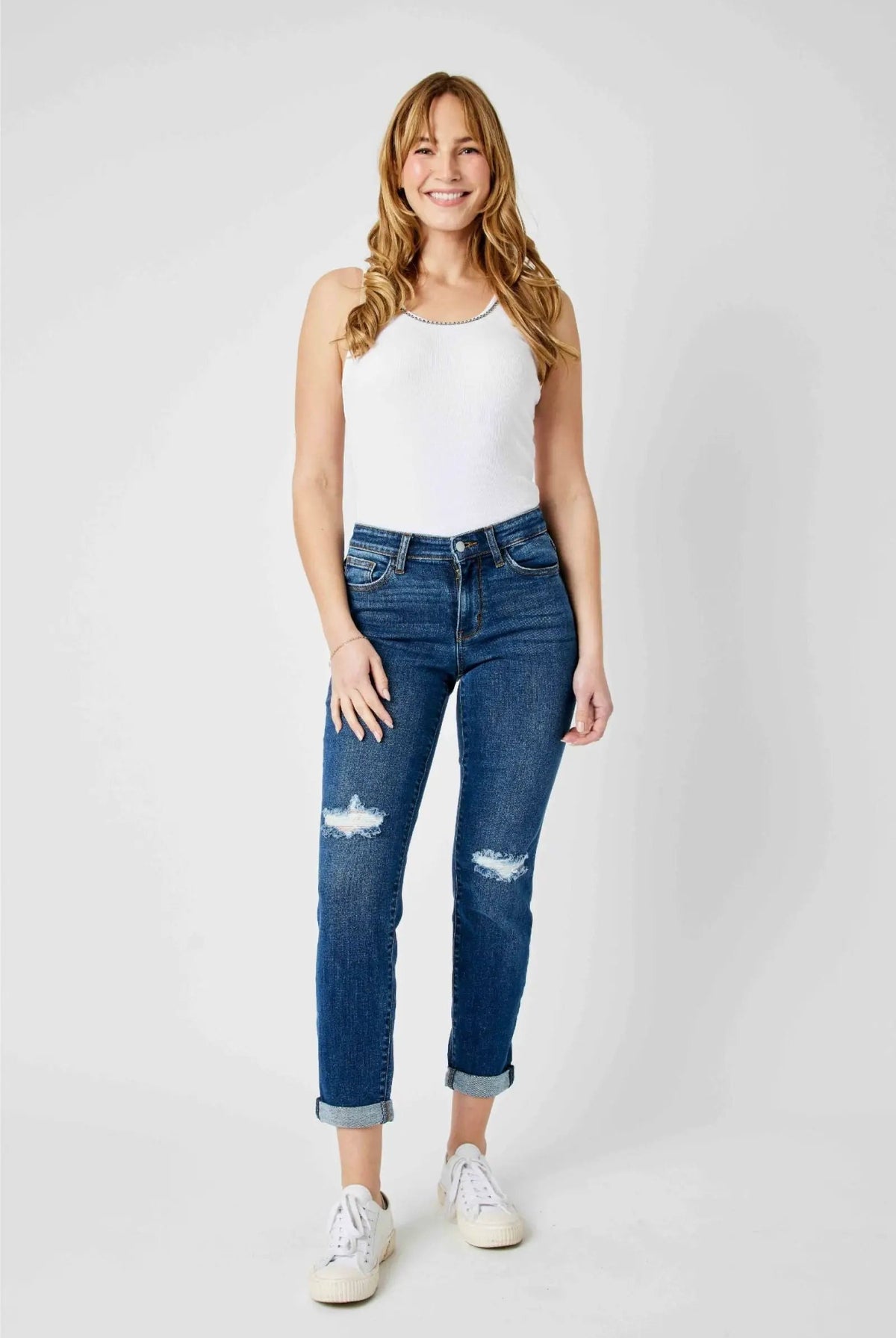 Judy Blue Judy Blue Mid Rise Destroyed Slim Fitting Denim Blue Jeans - Jeans Judy Blue Mid Rise Destroyed Slim Fitting Denim Blue Jeans