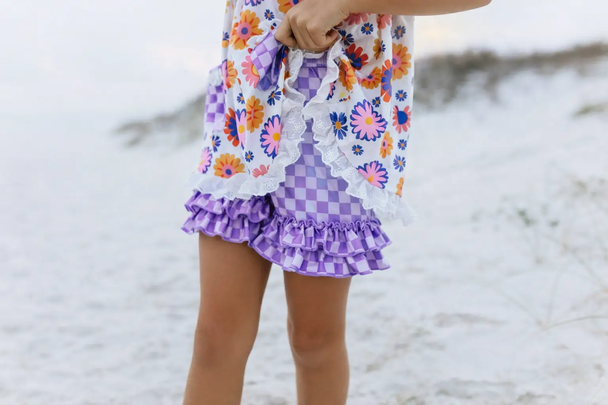 Adorable Sweetness Girls’ Lavender Check Flower Power Short Set - Outfit Sets