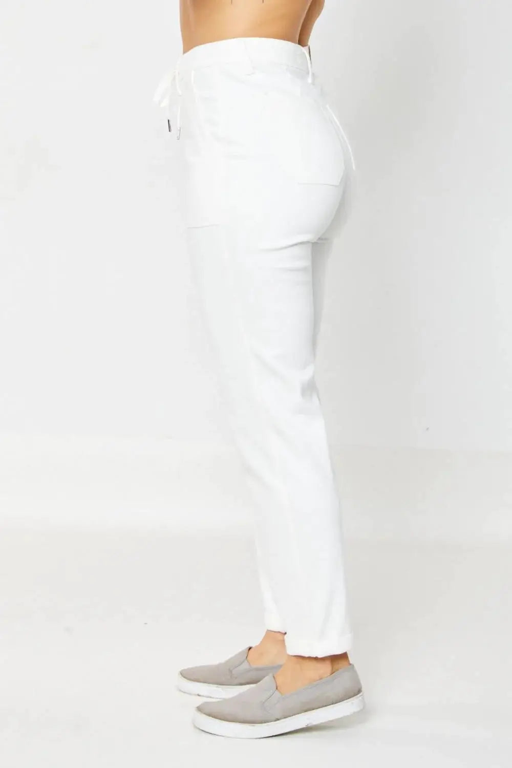 Judy Blue The High Waist White Cuffed Jogger Denim Jeans: REG & CURVY - Jeans judy blue utility jogger jeans