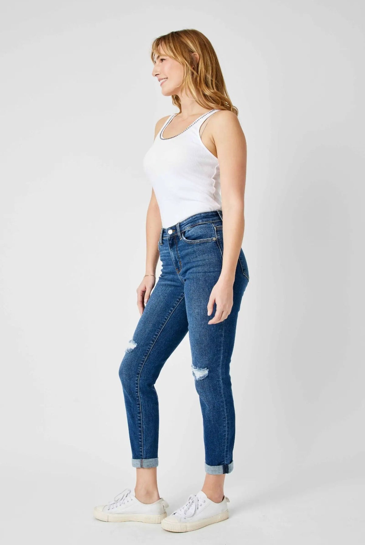 Judy Blue Judy Blue Mid Rise Destroyed Slim Fitting Denim Blue Jeans - Jeans Judy Blue Mid Rise Destroyed Slim Fitting Denim Blue Jeans