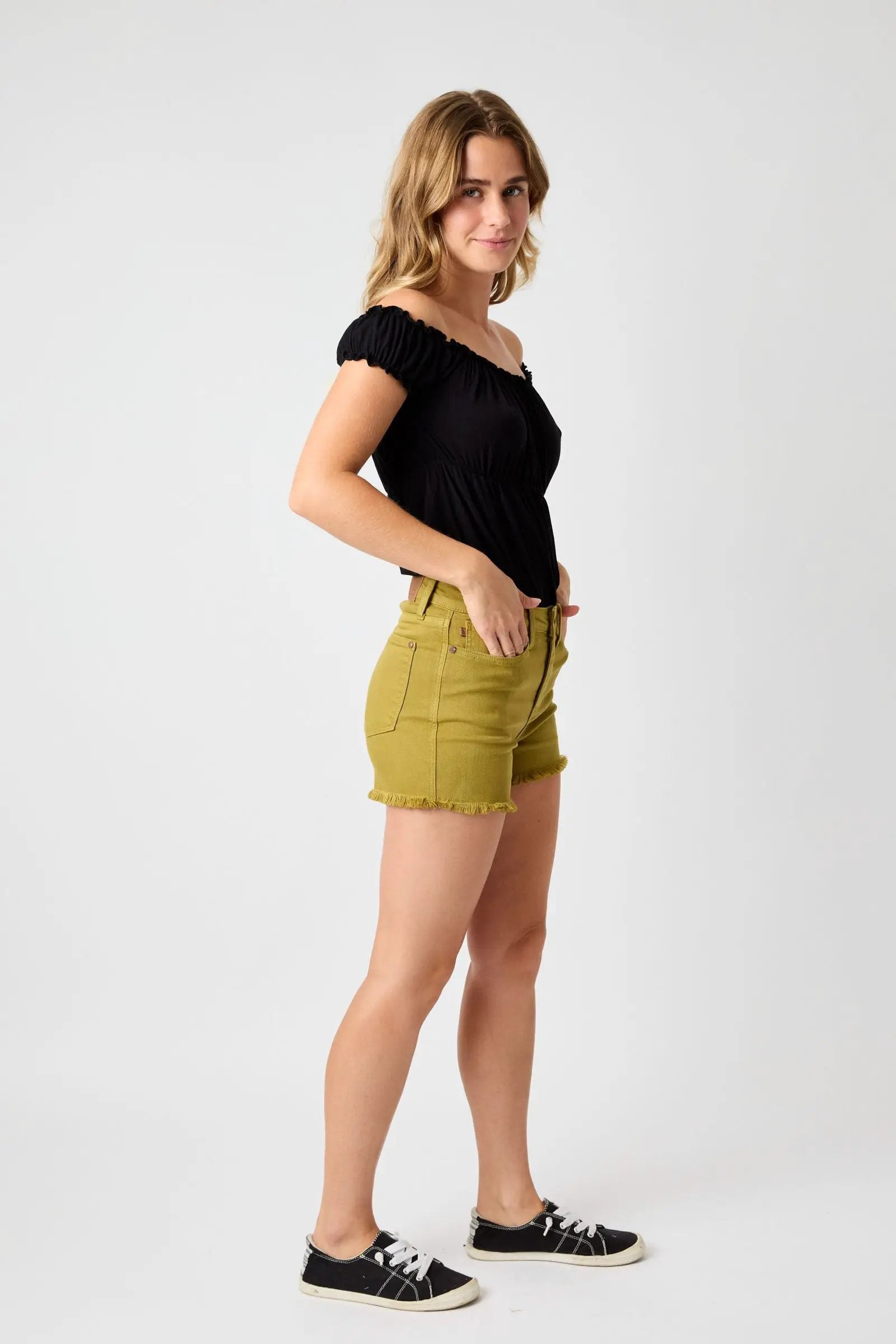 Judy Blue Judy Blue Mid Rise Garment Dyed Fray Hem Matcha Shorts - Shorts Judy Blue Matcha cut off shorts