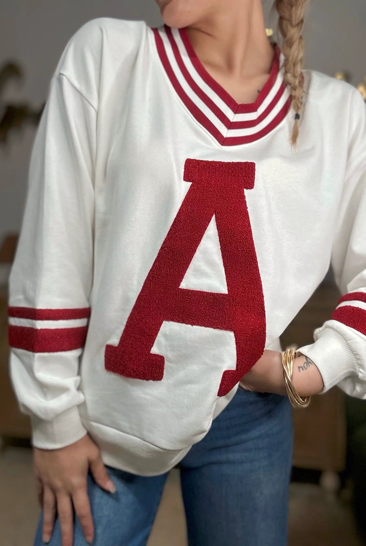 Oddi Oddi - Varsity-Inspired Pullover: White Red Combo - Sweatshirts