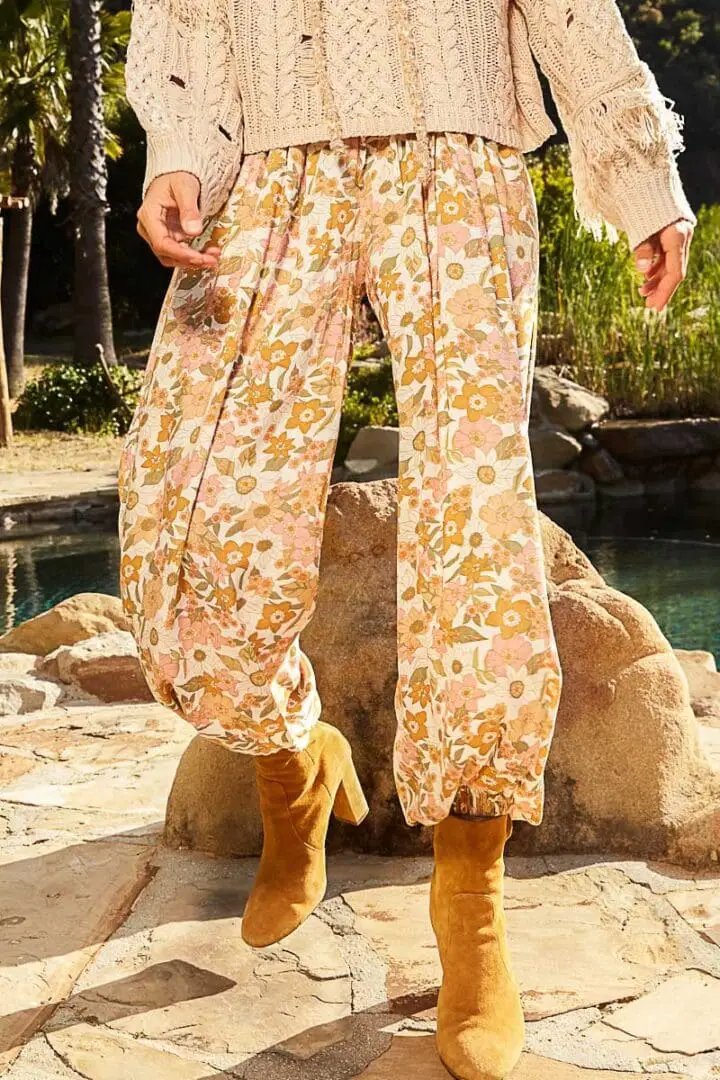POL Adjustable Drawstring Waist Floral Print Harem Pants – Effortless Style & Comfort - Pants
