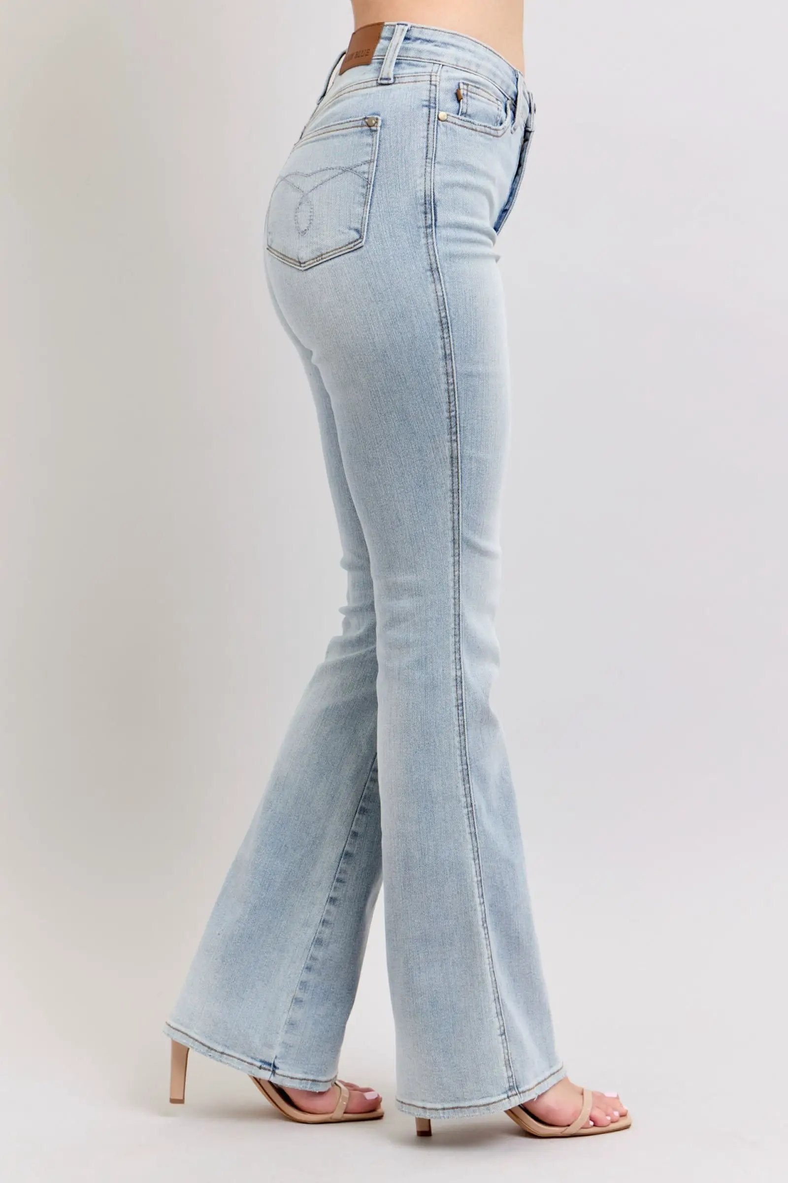 Judy Blue The High Waisted Tummy Control Light Wash Bootcut Denim Jeans: SHORT, REG, LONG Inseam - Jeans Judy Blue High Waisted SHORT Inseam Embroidered Back Pockets Bootcut Denim Jeans