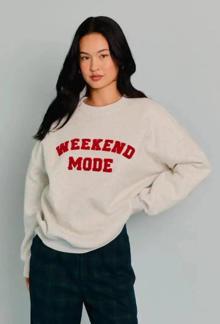 Le Lis LE LIS ‘Weekend Mode’ Sweatshirt - Sweatshirts