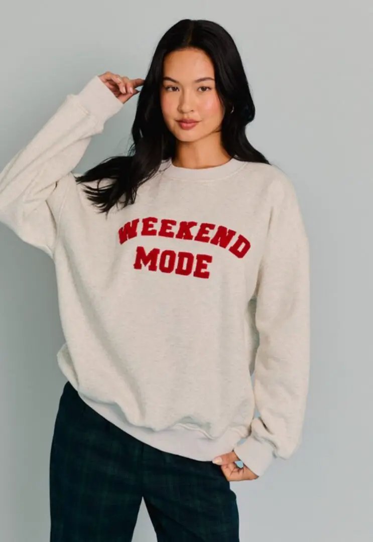 Le Lis LE LIS ‘Weekend Mode’ Sweatshirt - Sweatshirts
