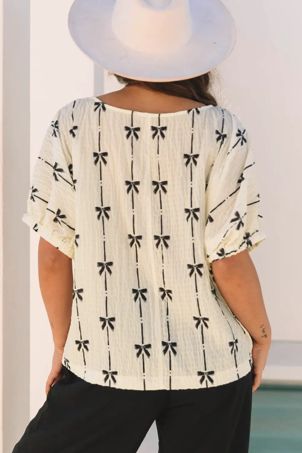 Grateful Threads Boutique Beige Bow Print Puff Short Sleeve Top - Clothing Tops Beige Bow Print Puff Short Sleeve Top