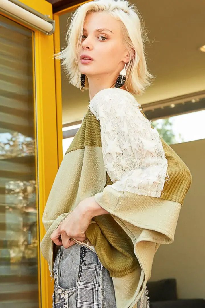 POL POL Oversized Star Contrast Top - Shirts