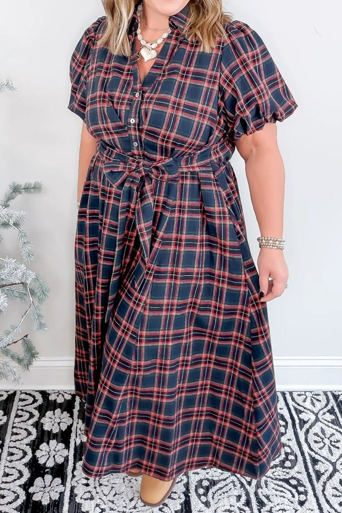 The Alexis Plus Size Maxi Dress - Black — main photo
