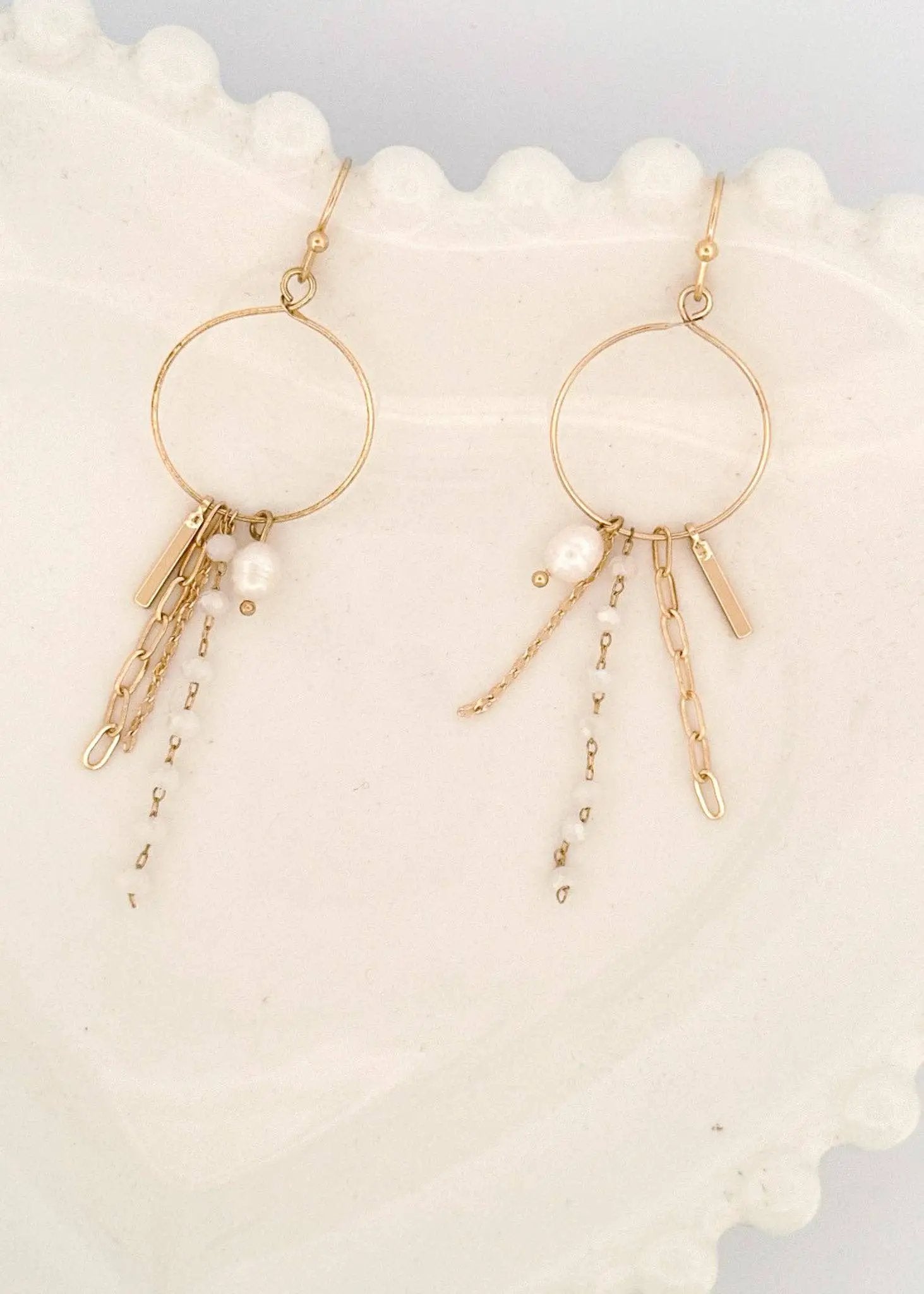 Nette Road Wholesale Mountain Charm Earrings: Cream - Earrings