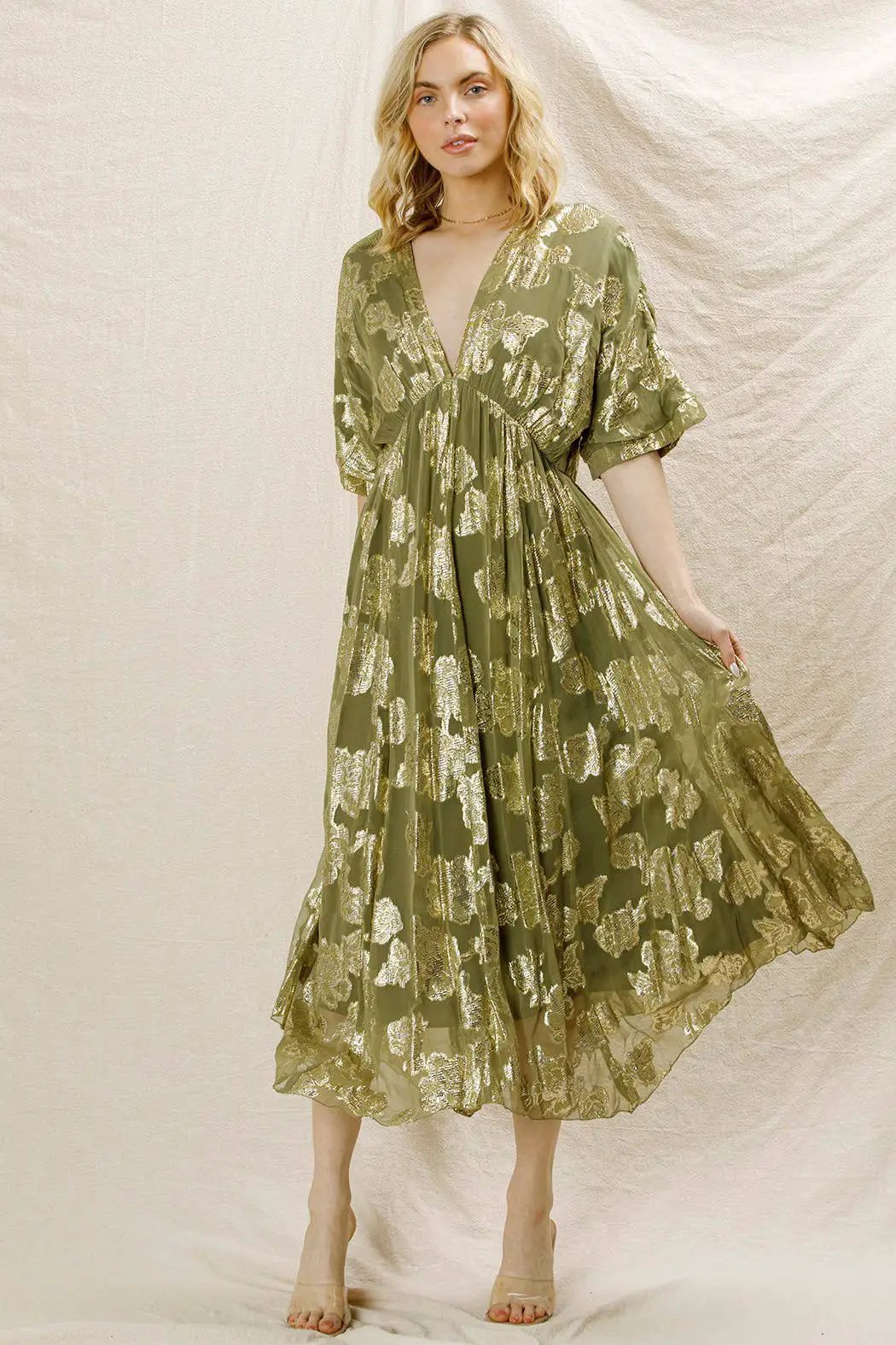 En Crème En Crème Olive Gold V-Neck Kimono Sleeve Maxi Dress - Dresses En Crème - V-Neck Kimono Sleeve Maxi Dress: OLIVE GOLD