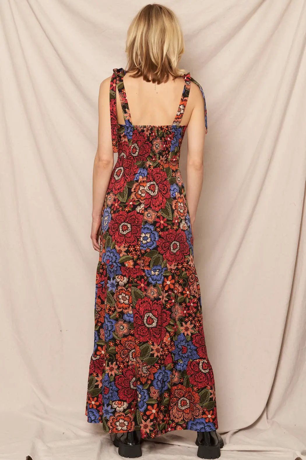 En Crème En Crème Black Multi Shoulder Tie Floral Print Maxi Dress - Dresses