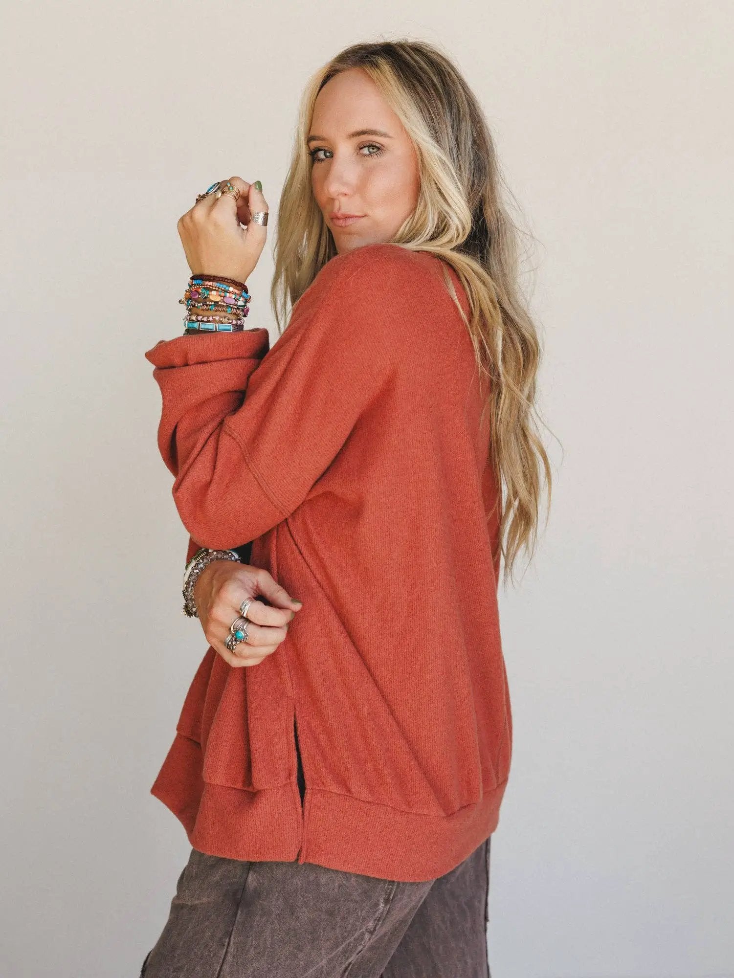 Three Bird Nest Three Bird Nest - Brayden Oversized Pullover in Rust - Sweatshirts