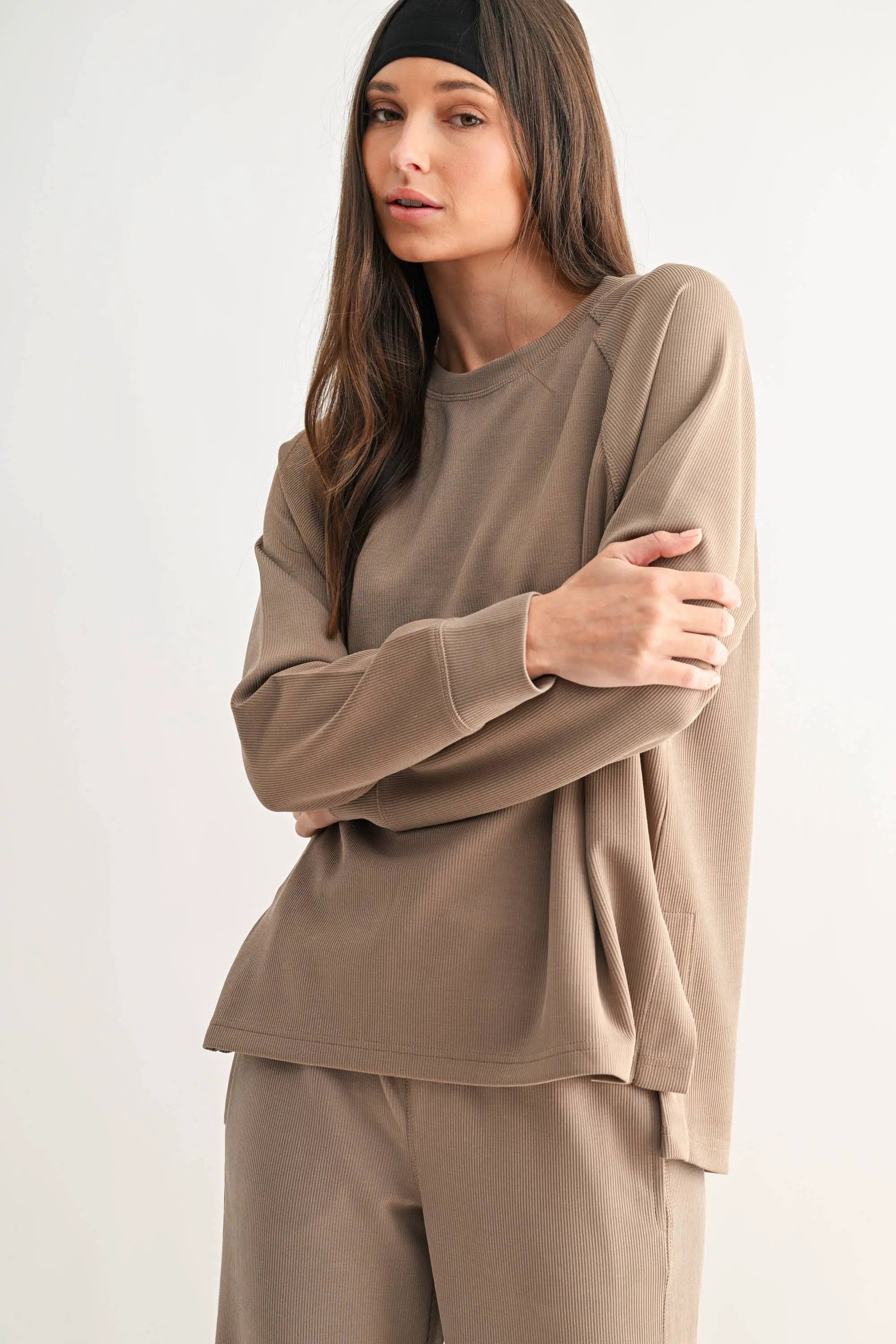Mono B Mono B - Luxe Sand Wash Rib Raglan Tee - T-Shirts Mono B - Luxe Sand Wash Rib Raglan Tee