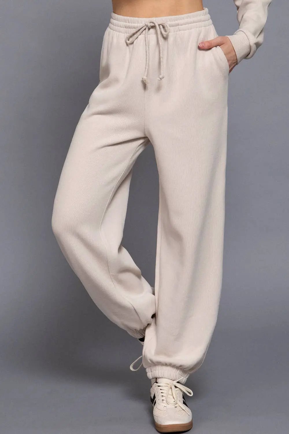 Active Basic | Active USA Active Basic | Active USA - Beige Elastic Waist Soft Jogger Pants - Joggers