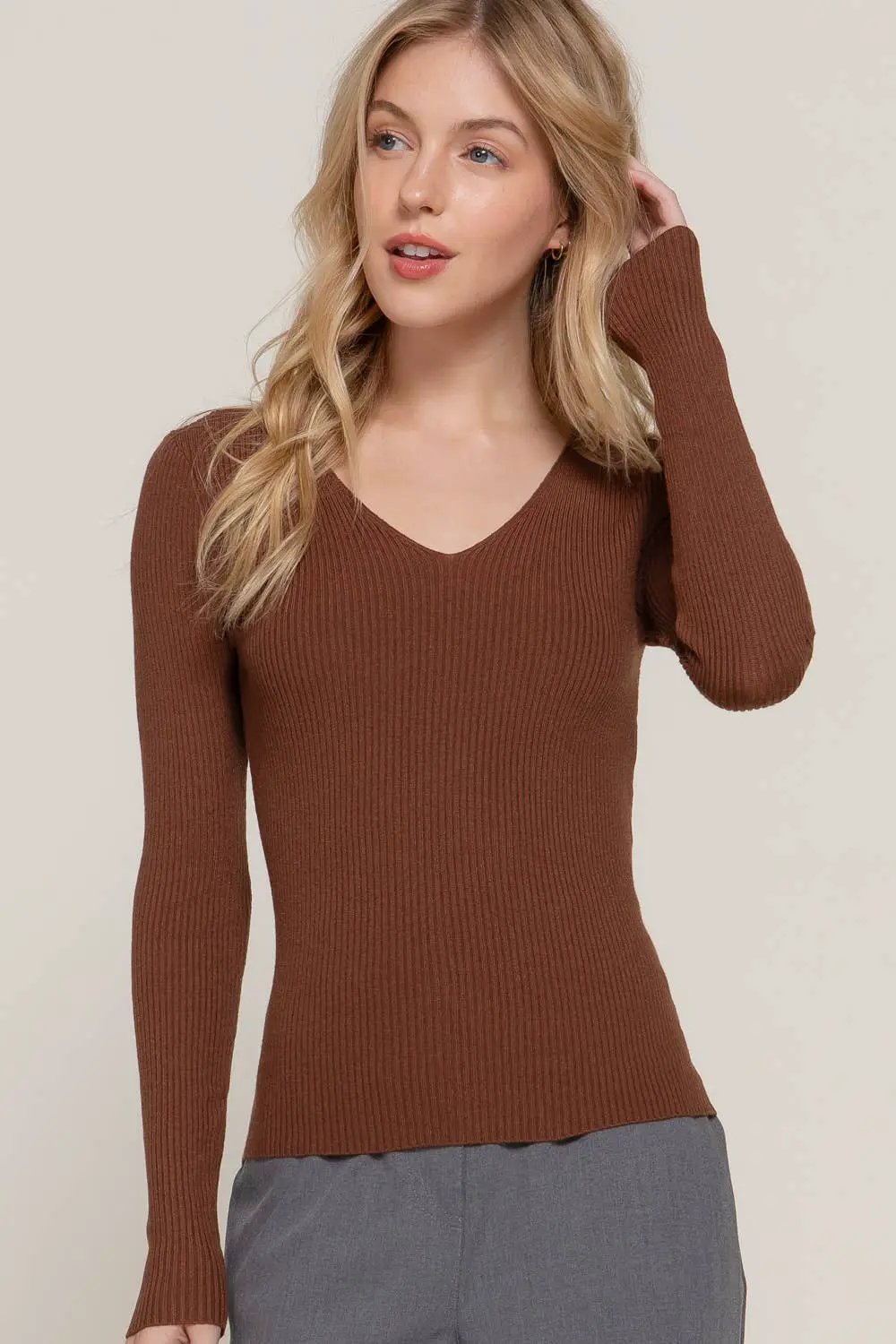 Active Basic | Active USA Coffee Break Ribbed Viscose V-Neck Sweater - Sweaters