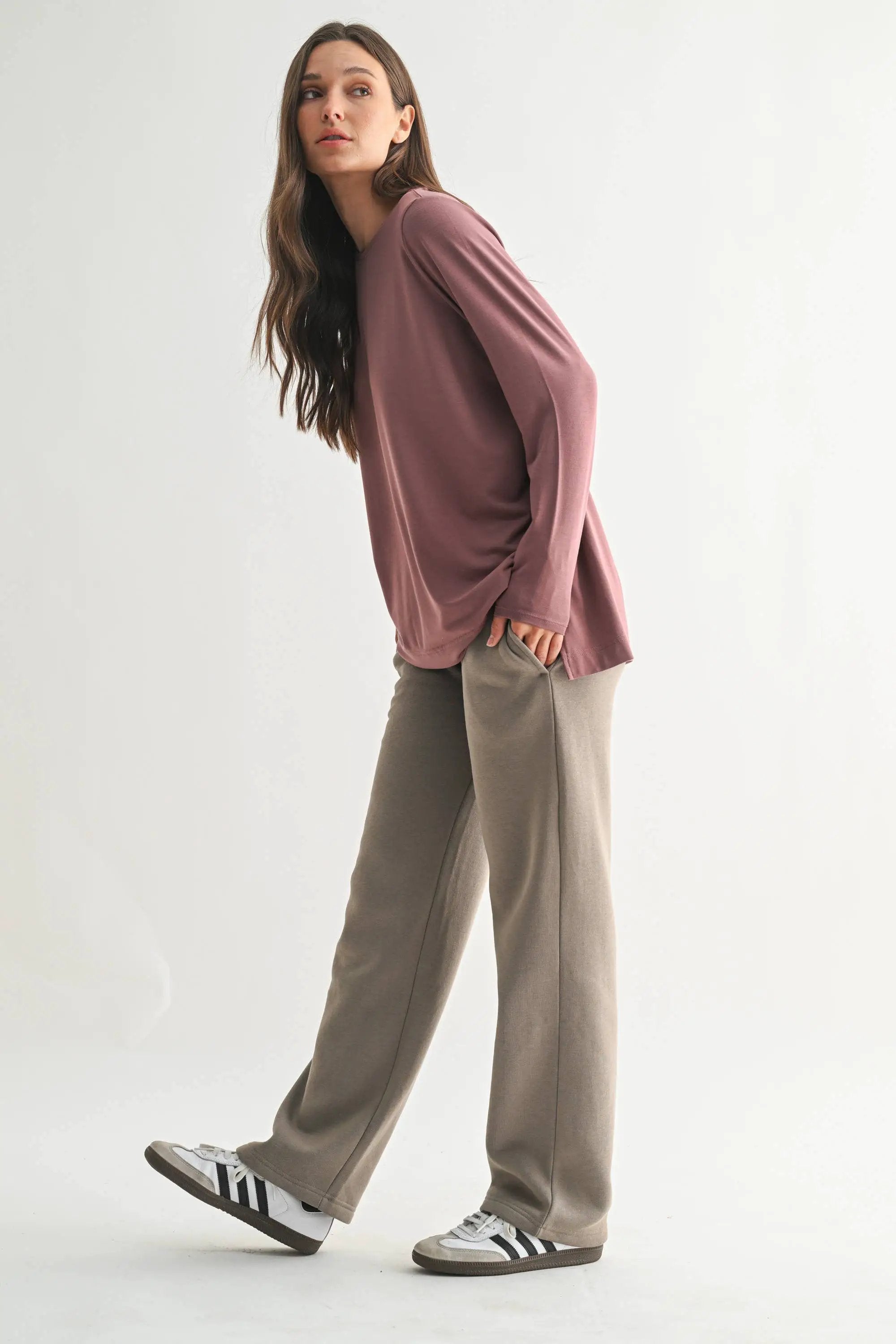 Mono B Mono B - Easy Edge High Low Long Sleeve Top - Shirts Mono B - Easy Edge High Low Long Sleeve Top