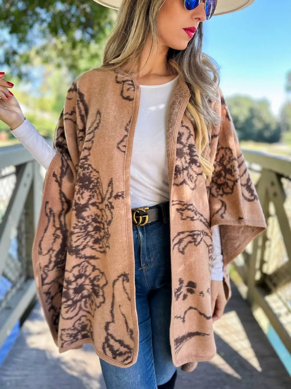AMOLI AMOLI - Camel Elegant Floral Print Cape Shawl Ruana Cardigan - Cardigans