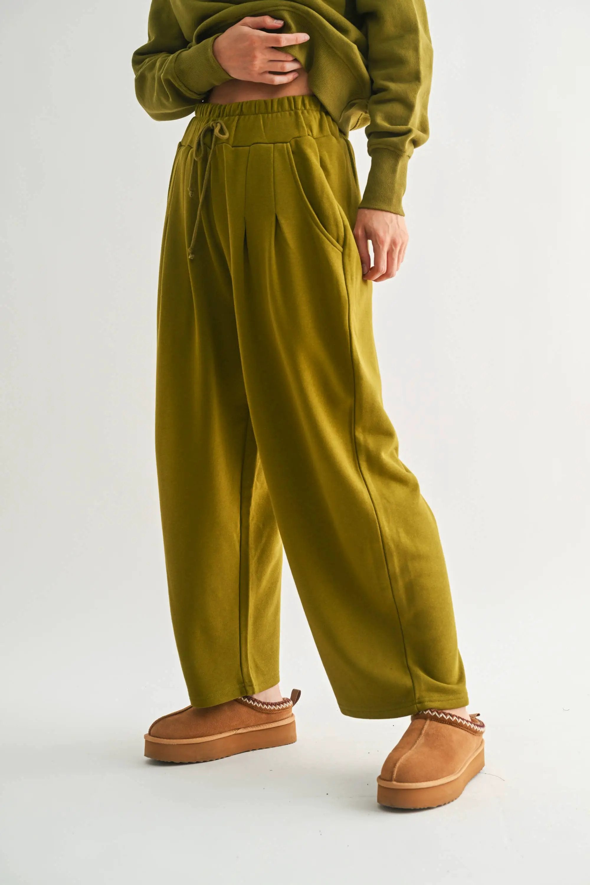 Mono B The Dune Drift Cotton Blend Wide Leg Pants in Camo Green - Trousers Mono B - Dune Drift Cotton Blend Wide Leg Pants: CAMO GREEN