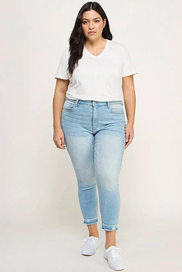 ARTEMIS VINTAGE Artemis Vintage High Rise Crop Skinny Jeans PLUS - Jeans
