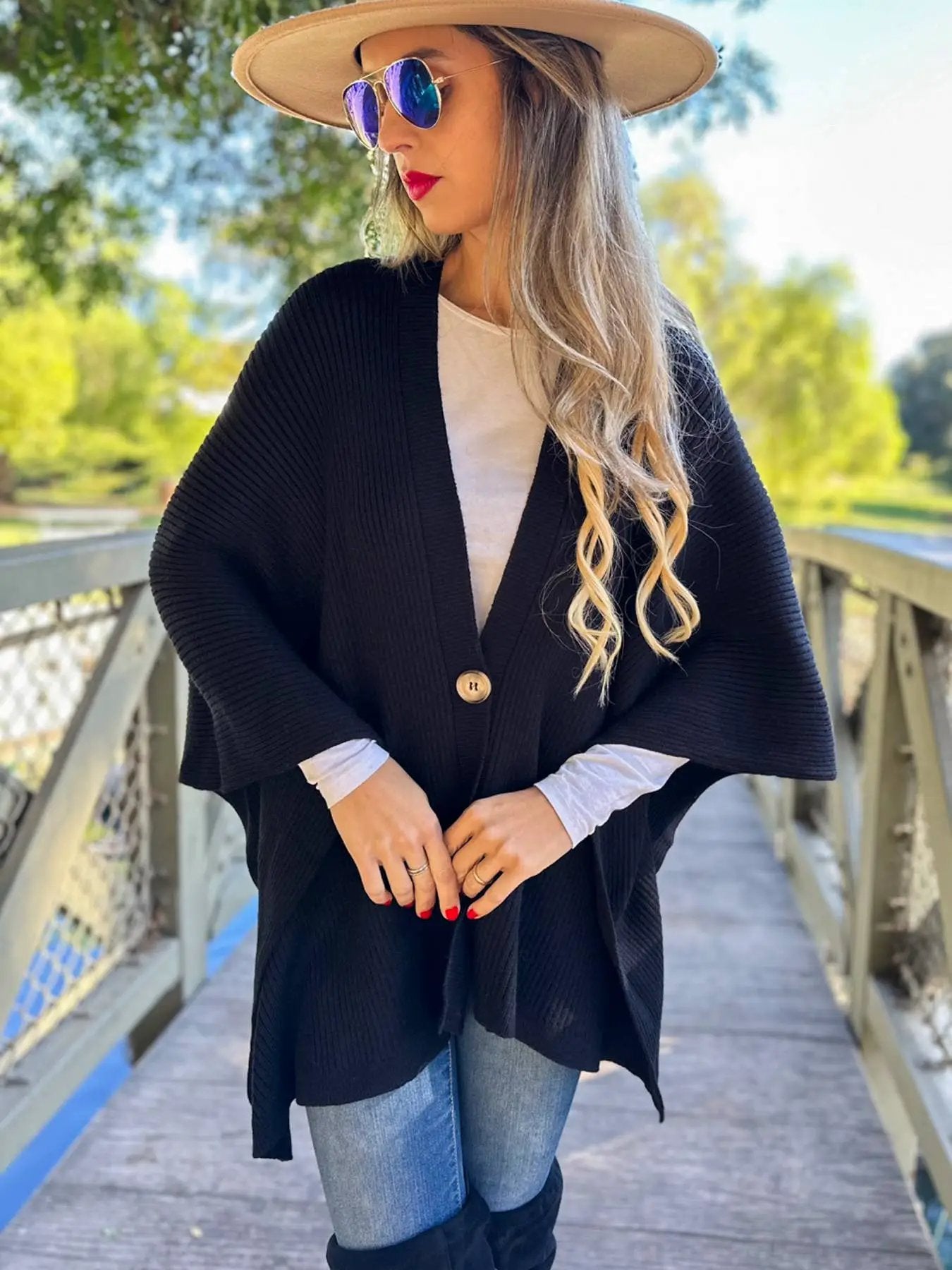 AMOLI AMOLI - Classic Black Ribbed Knit Cape Shawl Ruana with Button - Scarves & Shawls