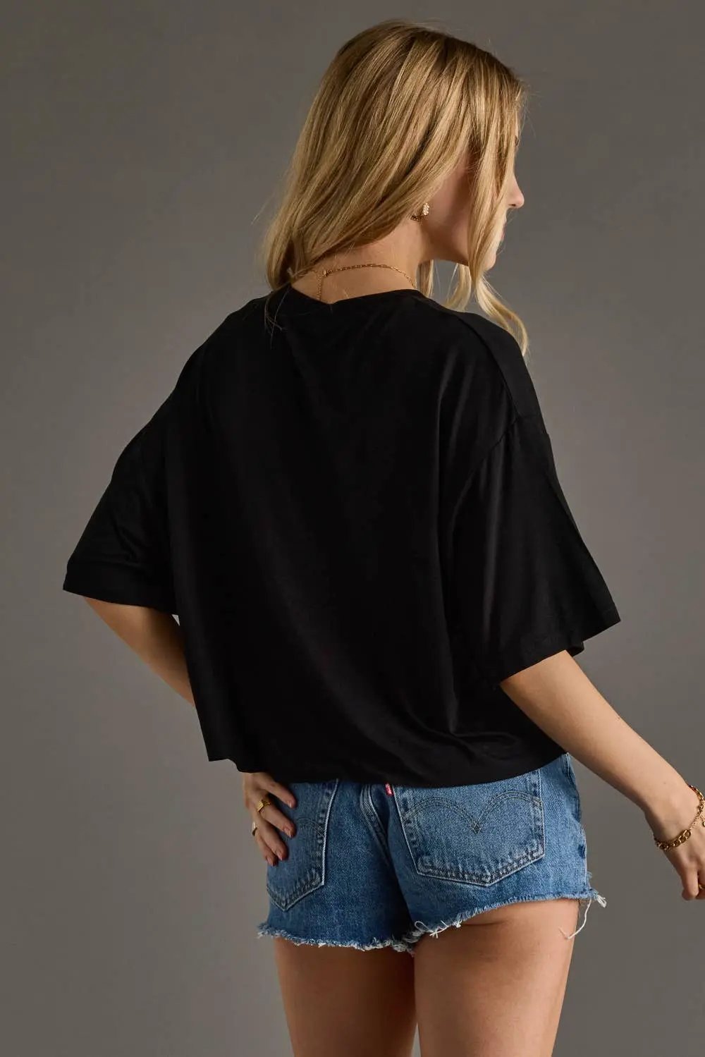 Panache Apparel Co. The Giddy Up Cropped Tee: Black - T-Shirts