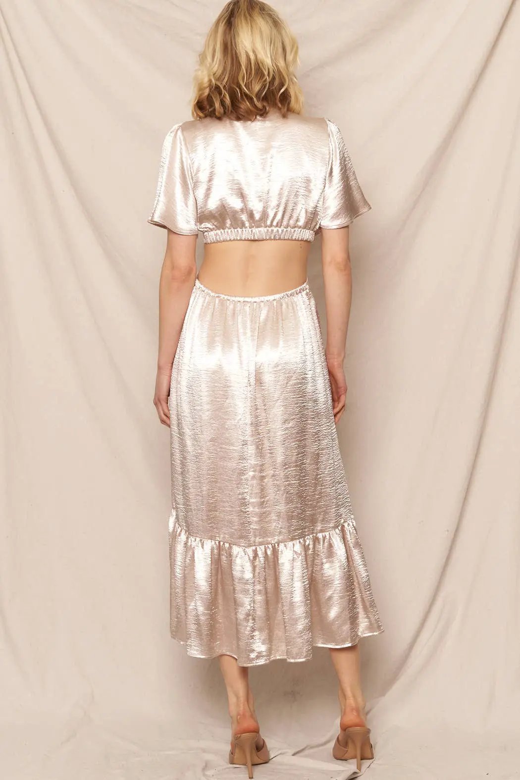 En Crème En Crème Ivory Satin Flutter Sleeve Open-Back Maxi Dress - Dresses