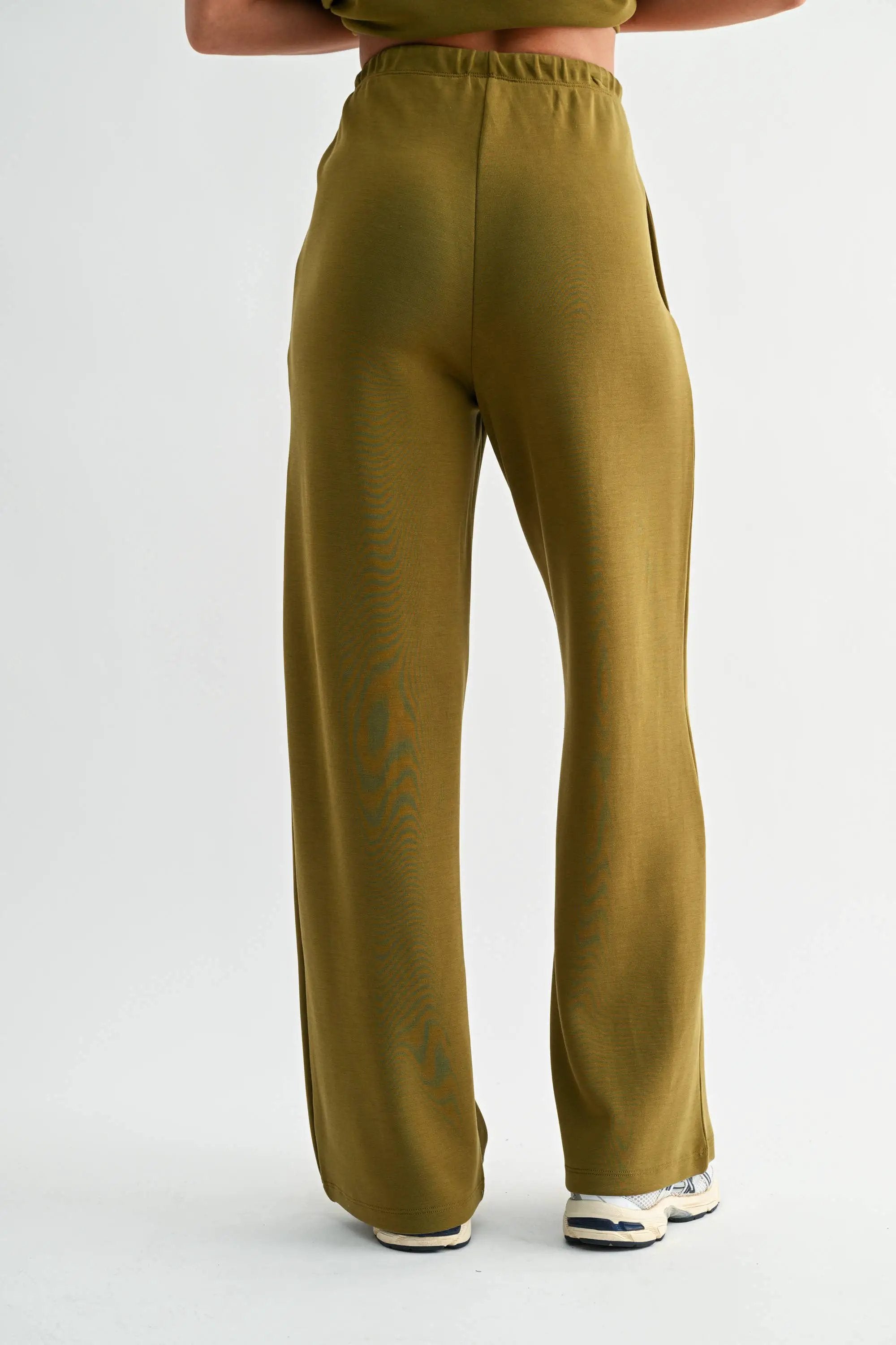 Mono B Mono B - Simple Scuba Wide-Leg Pant in Camo Green - Trousers Mono B - Simple Scuba Wide-Leg Pant