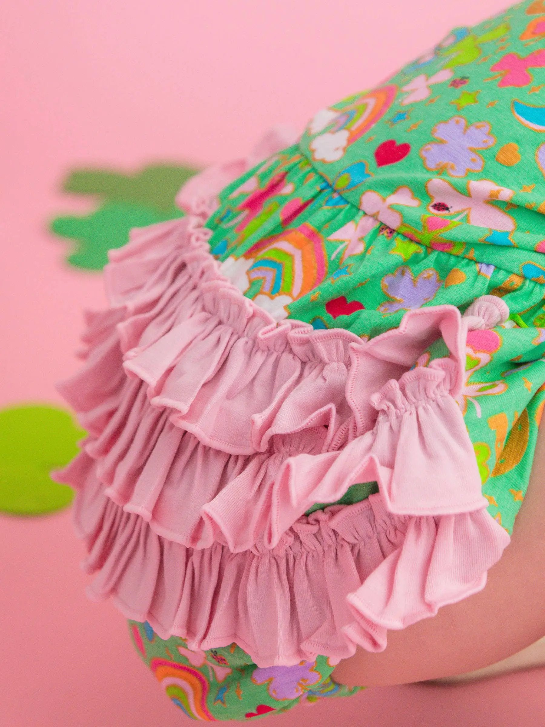 RuffleButts + RuggedButts RuffleButts + RuggedButts - Baby Girls Green Lucky Rainbow Clover Bow Bubble Romper - Baby & Toddler Outfits