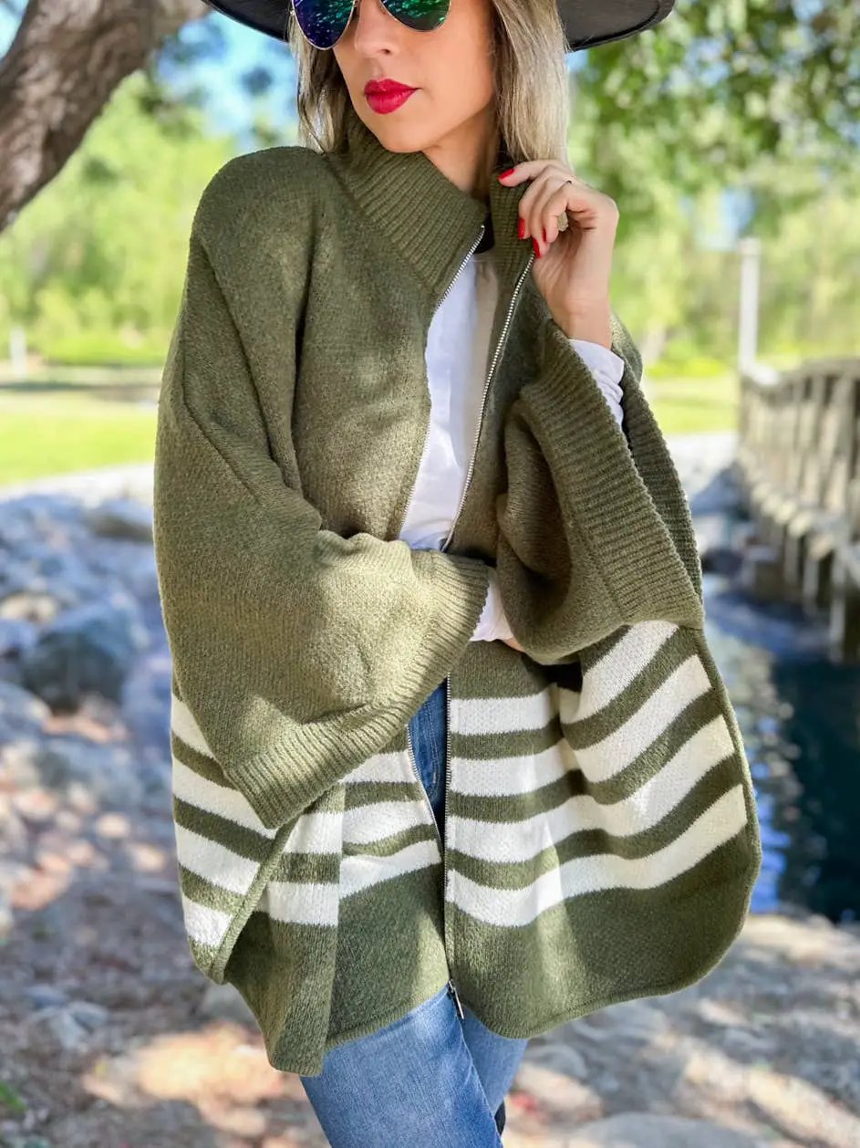 AMOLI AMOLI - Olive Stripe Border Printed Zip-Up Cardigan - Cardigans