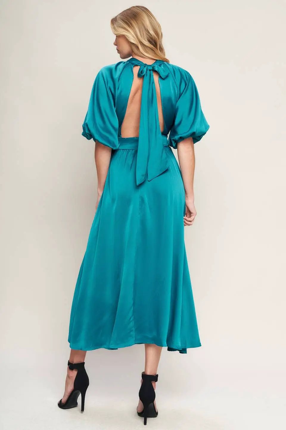 FLYING TOMATO The Emerald Aura Open Back Midi Dress - Dresses
