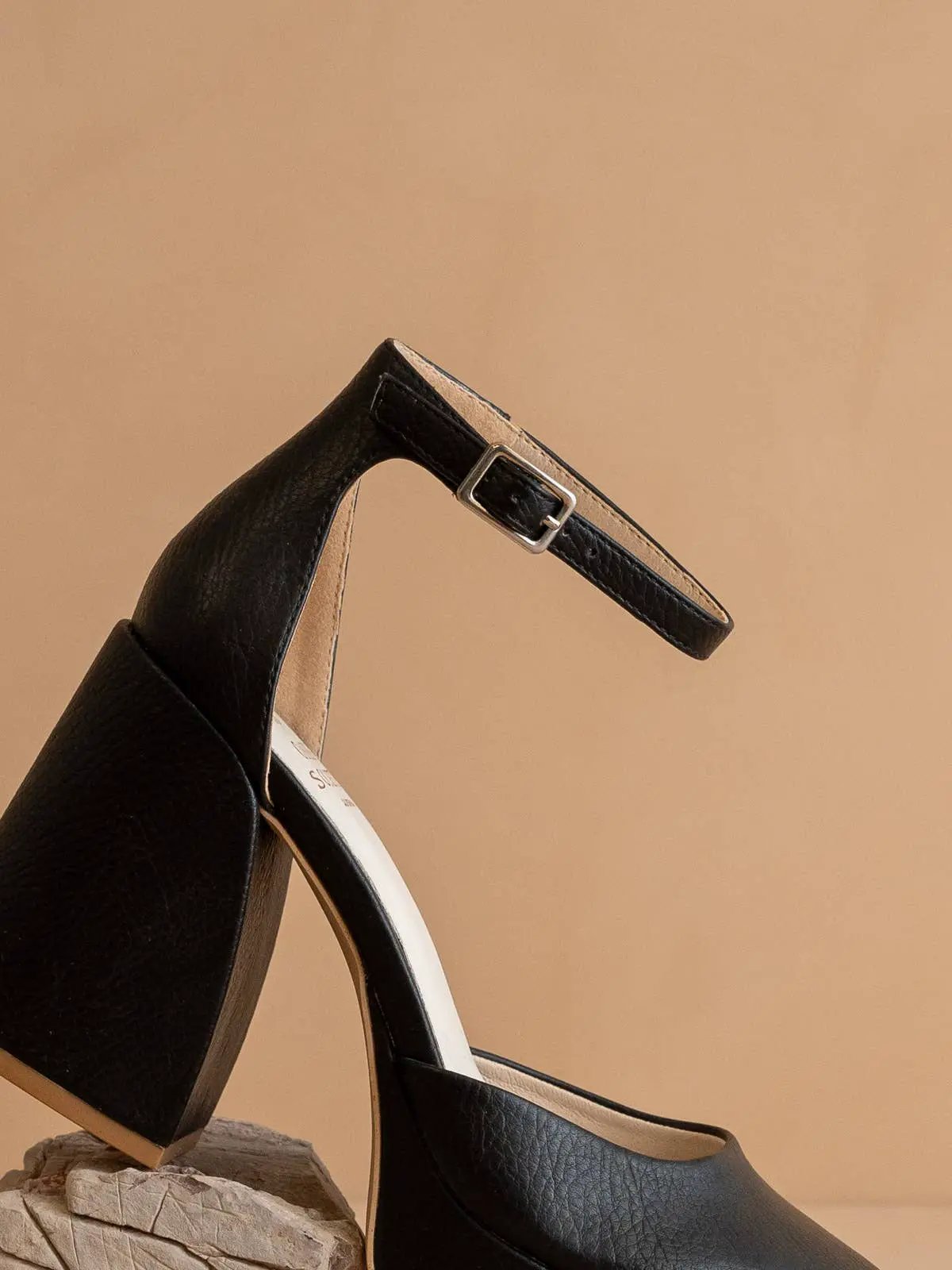 OASIS SOCIETY The Oslo Black Mary Jane - Heels
